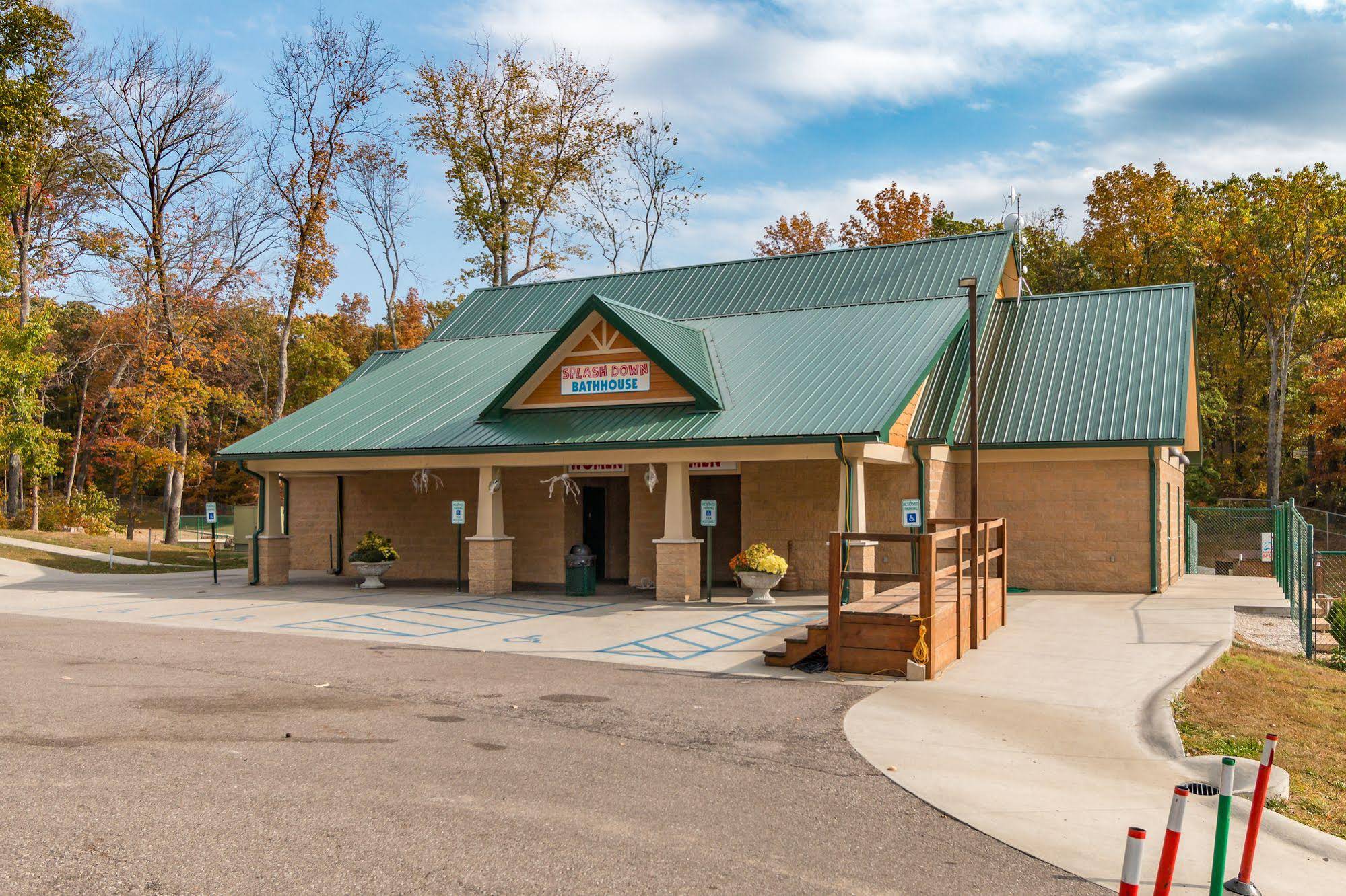 Lake Rudolph Campground & RV Resort