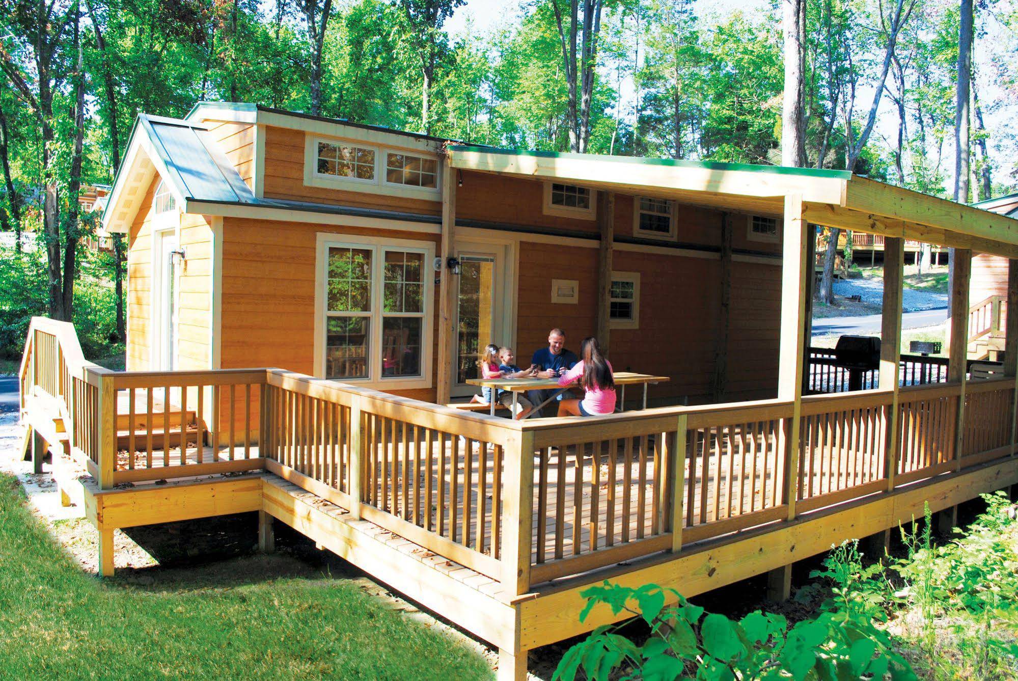 Lake Rudolph Campground & RV Resort