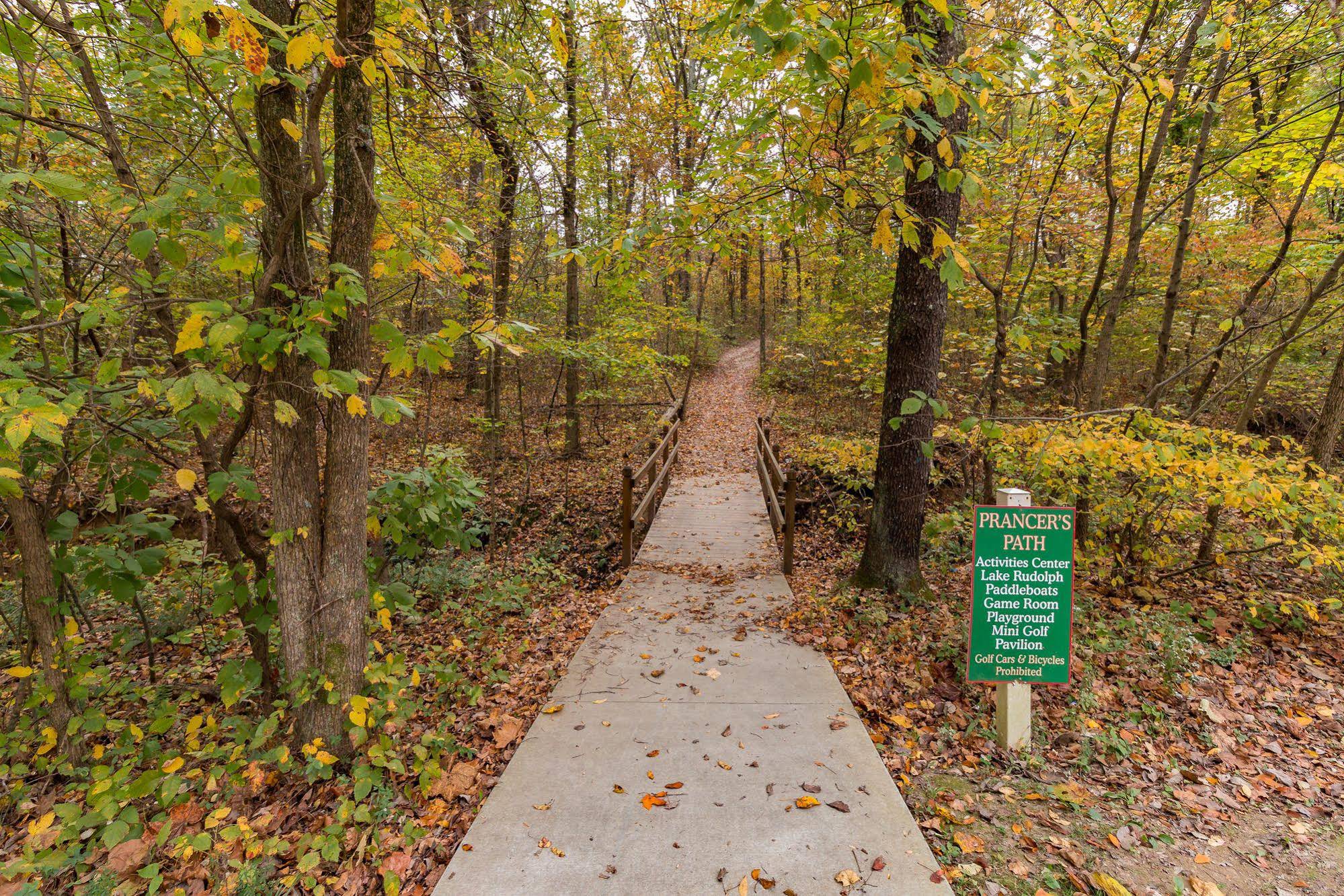 Lake Rudolph Campground & RV Resort