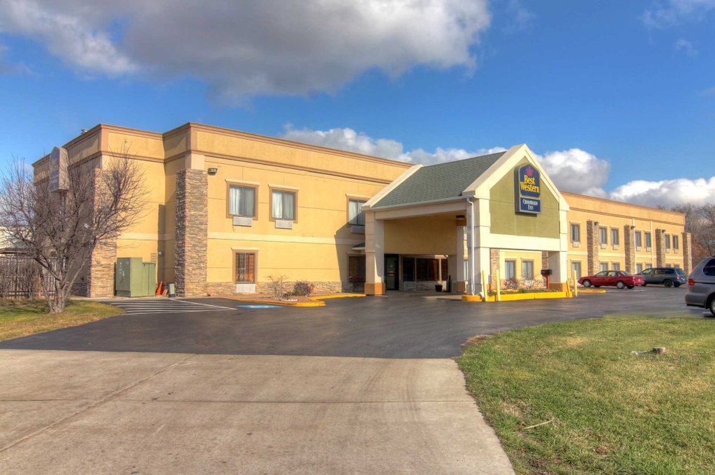 Best Western Crossroads Inn