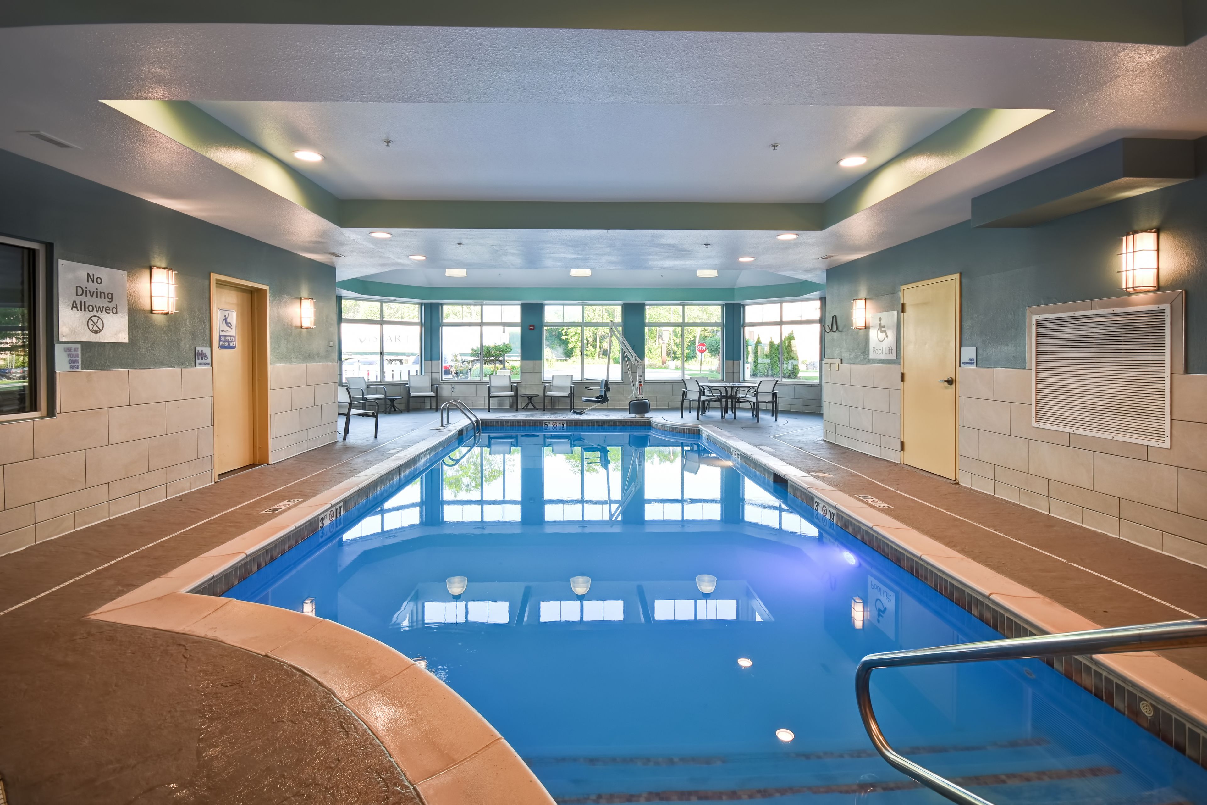 Holiday Inn Express Hotel & Suites Schererville North