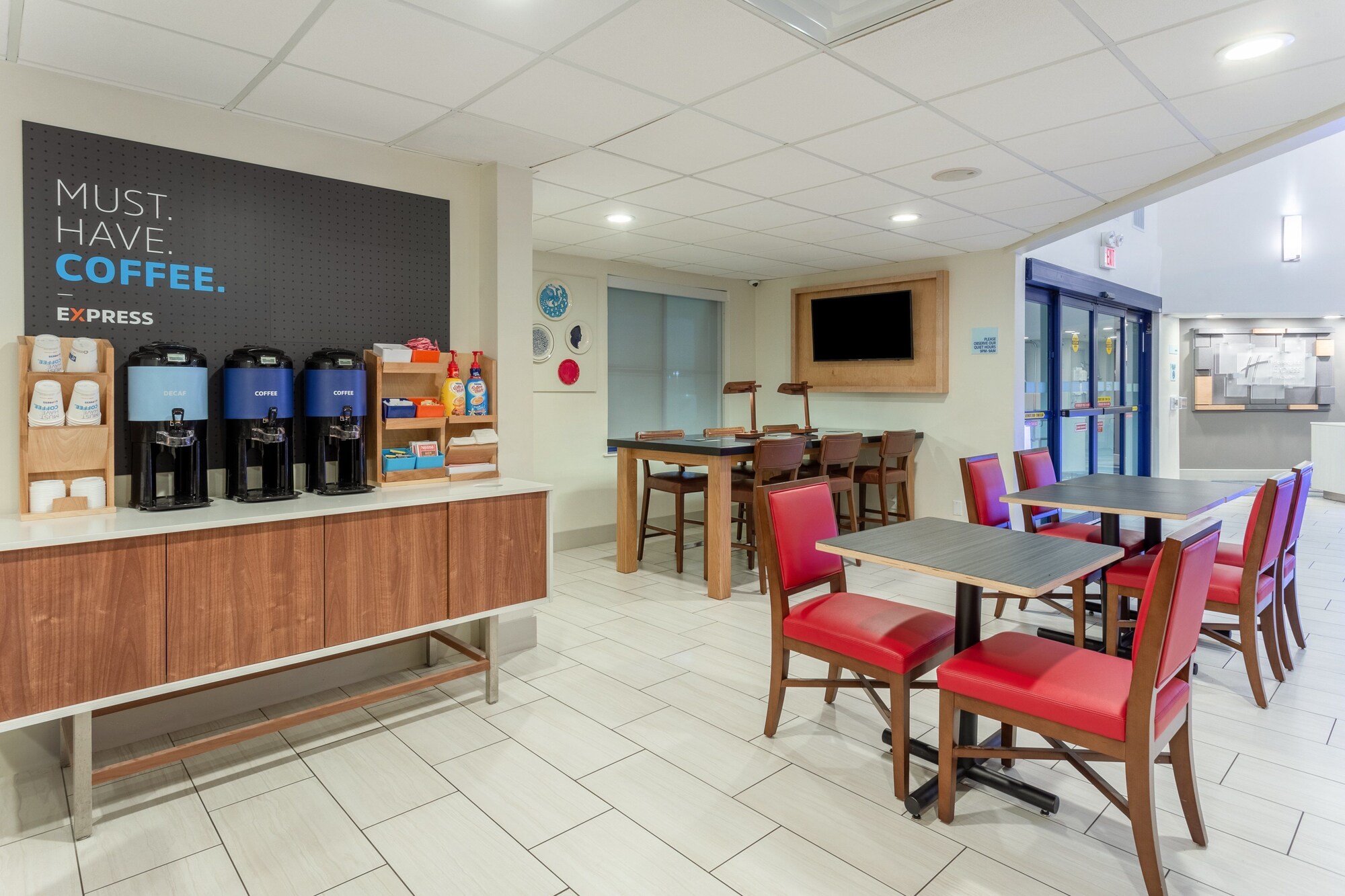 Holiday Inn Express & Suites Scottsburg