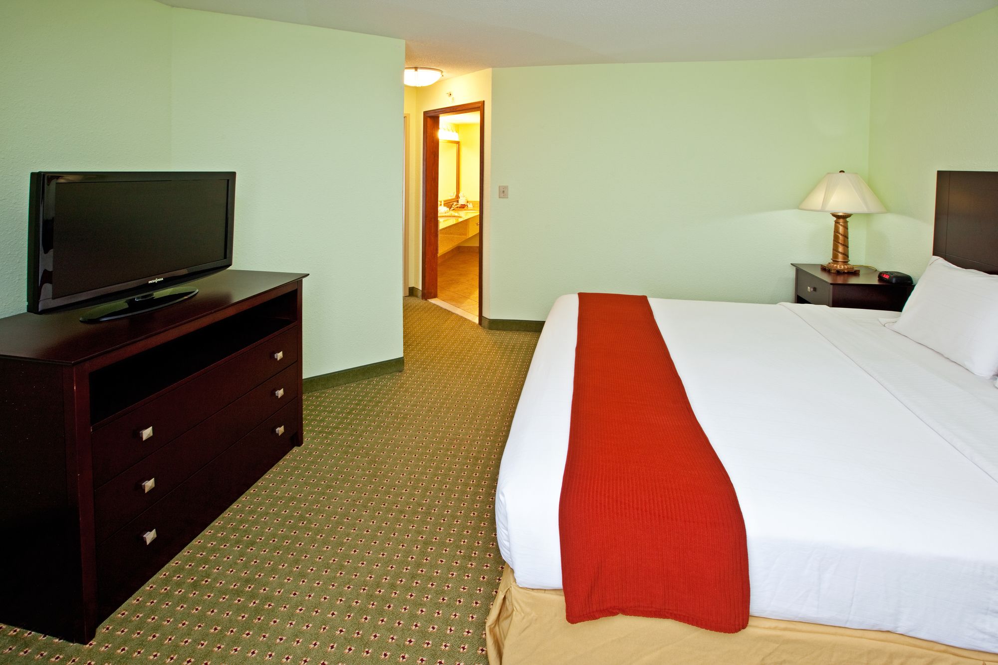 Holiday Inn Express & Suites Scottsburg