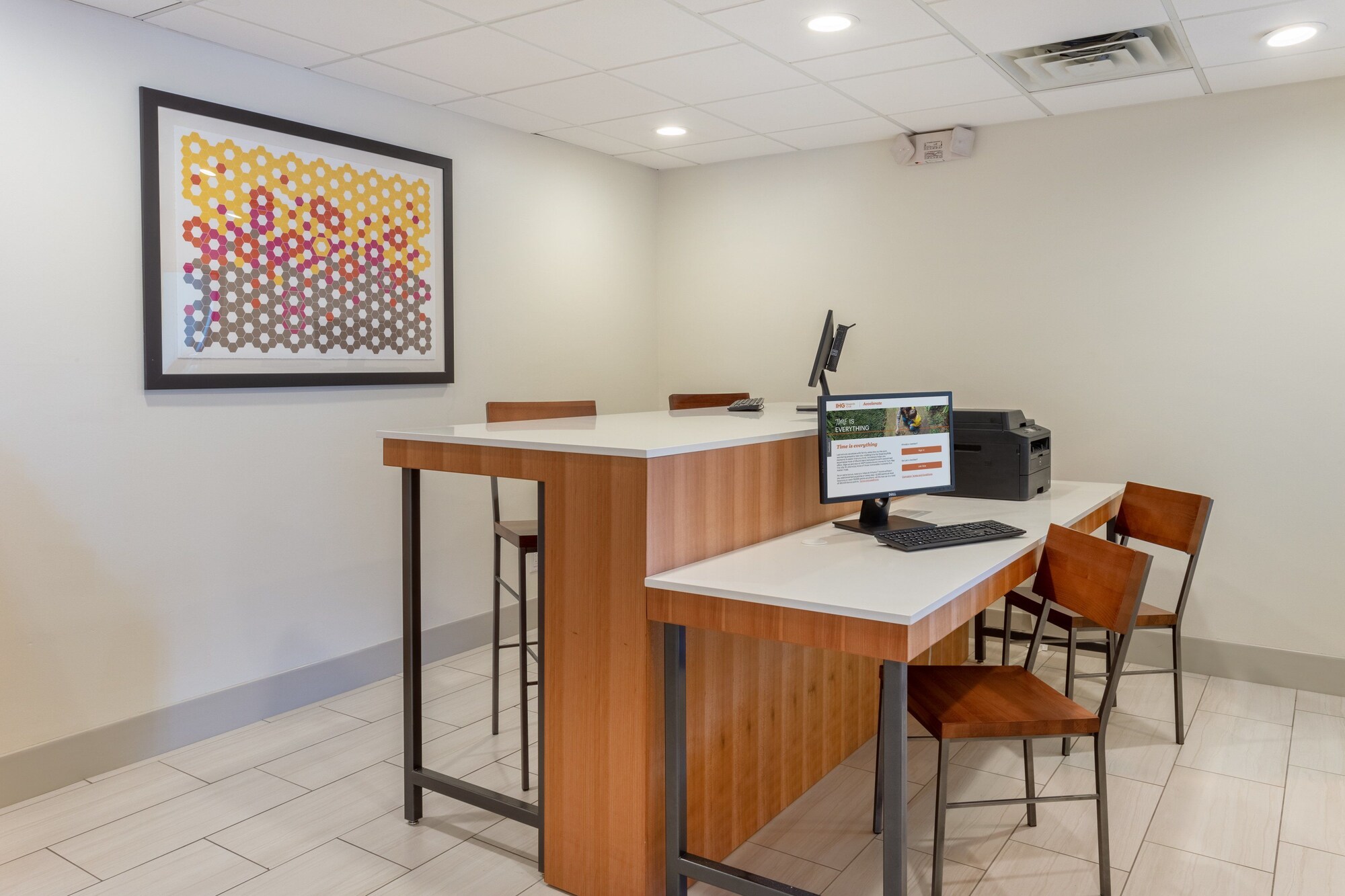 Holiday Inn Express & Suites Scottsburg
