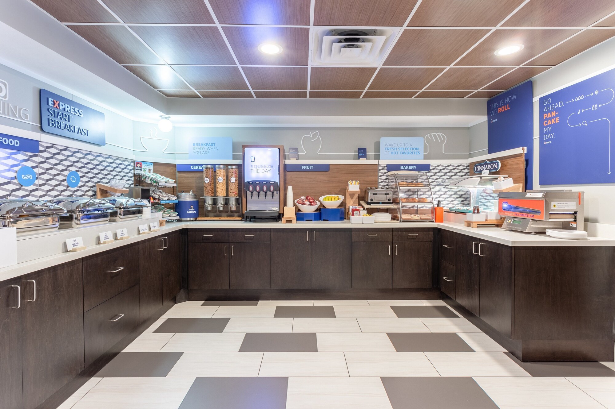 Holiday Inn Express & Suites Scottsburg