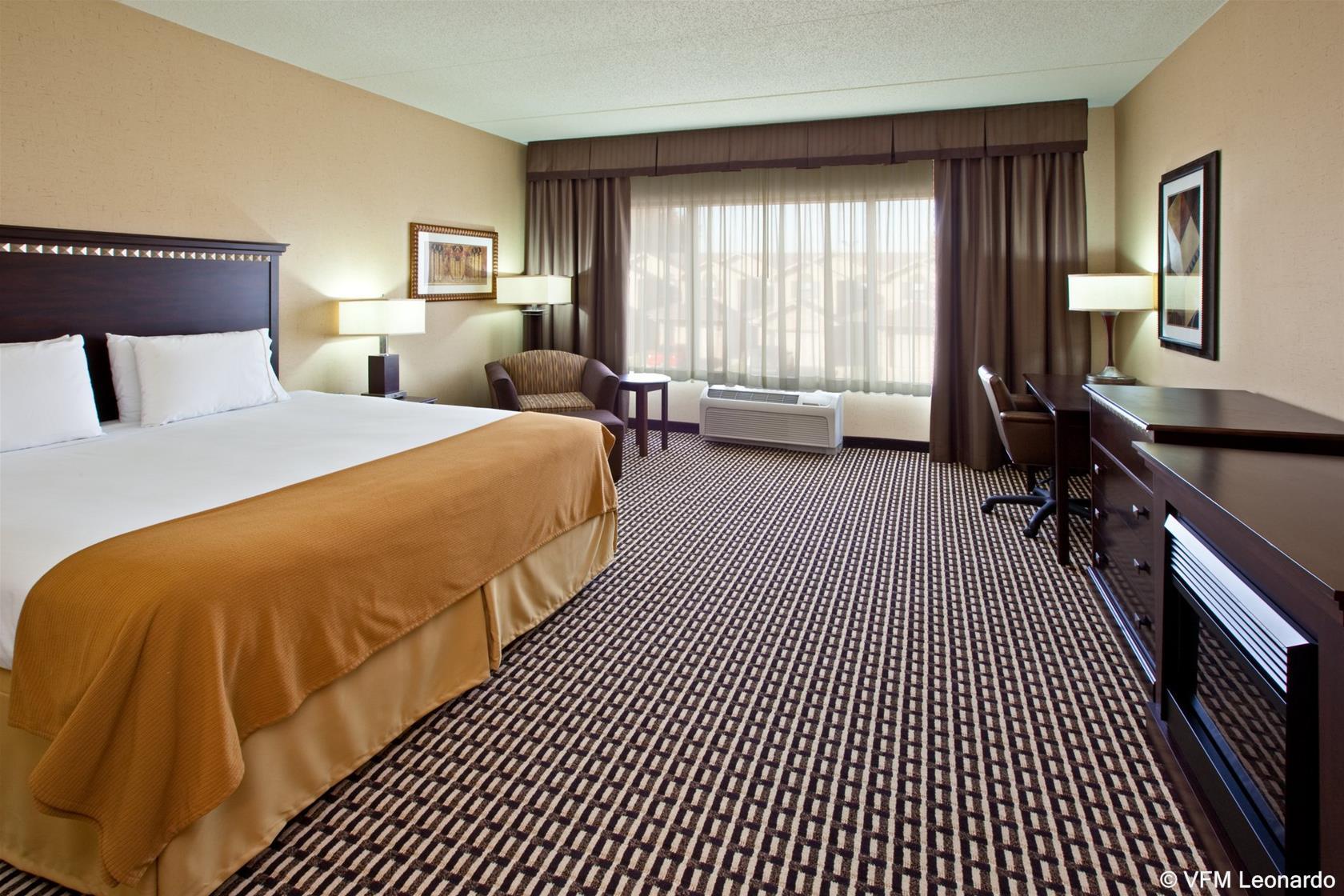 Holiday Inn Express Hotel & Suites Seymour
