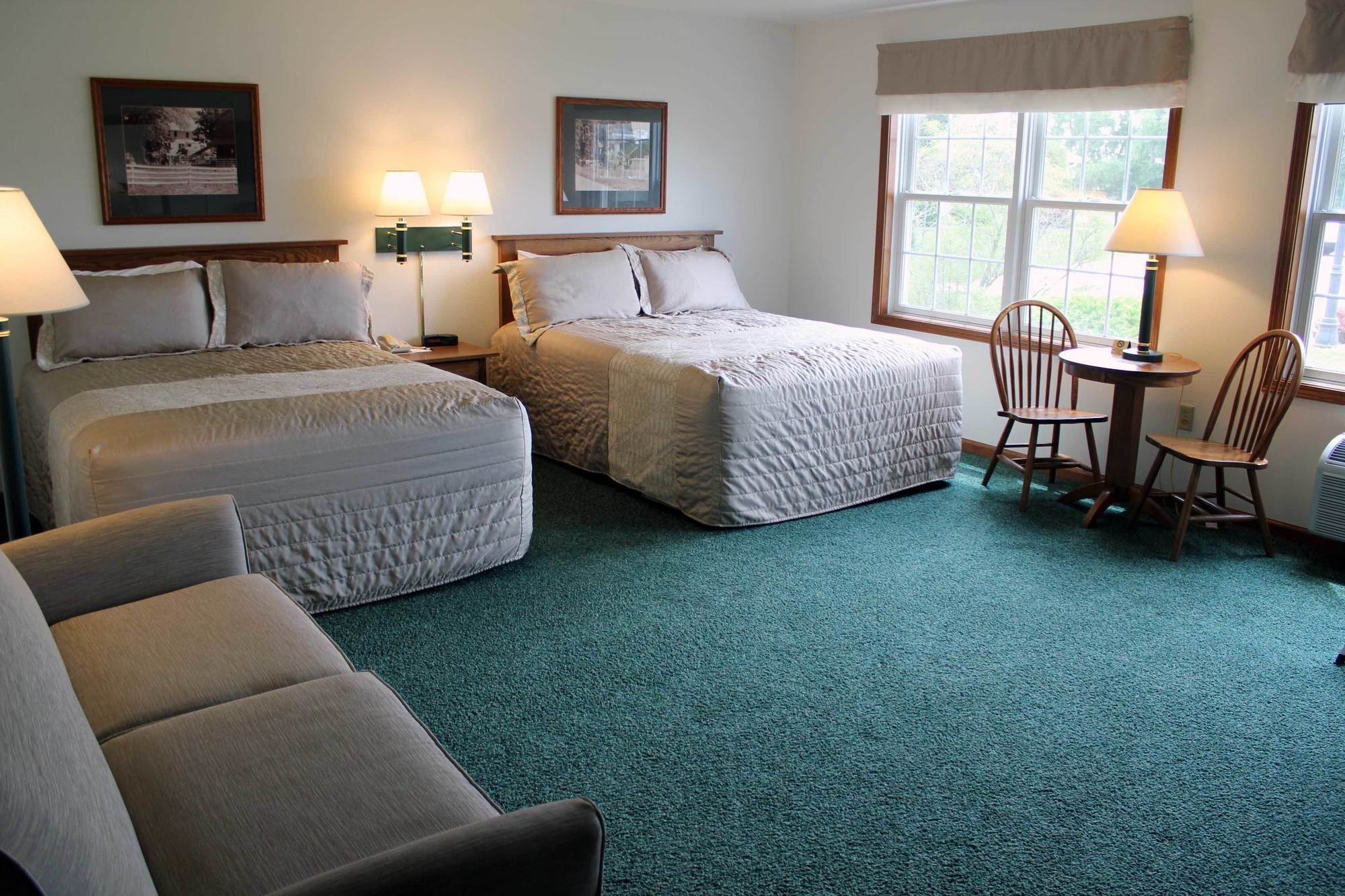Farmstead Inn & Conference Center