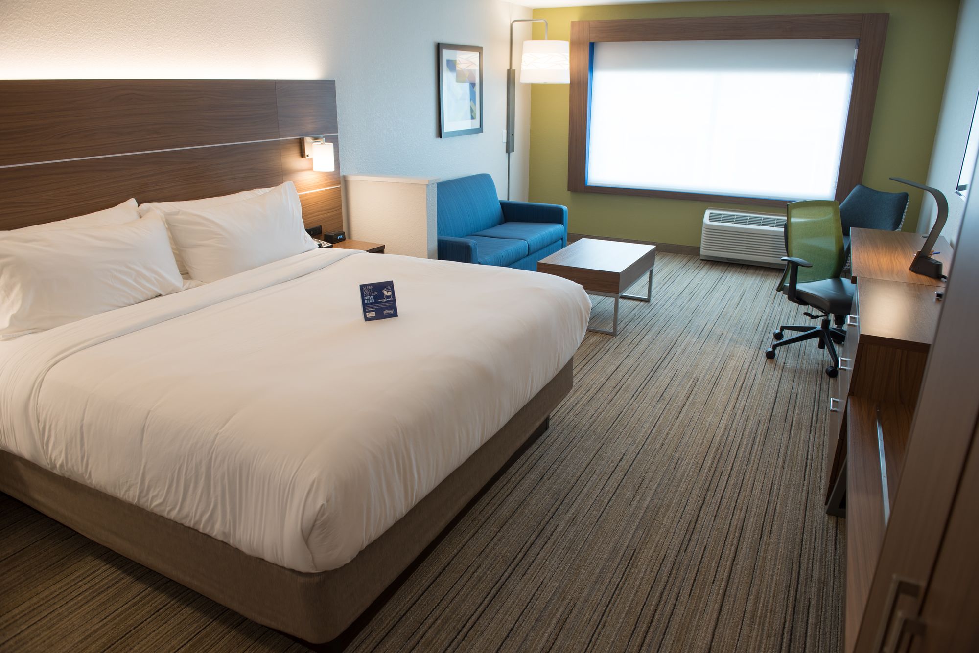 Holiday Inn Express & Suites Mishawaka - South Bend