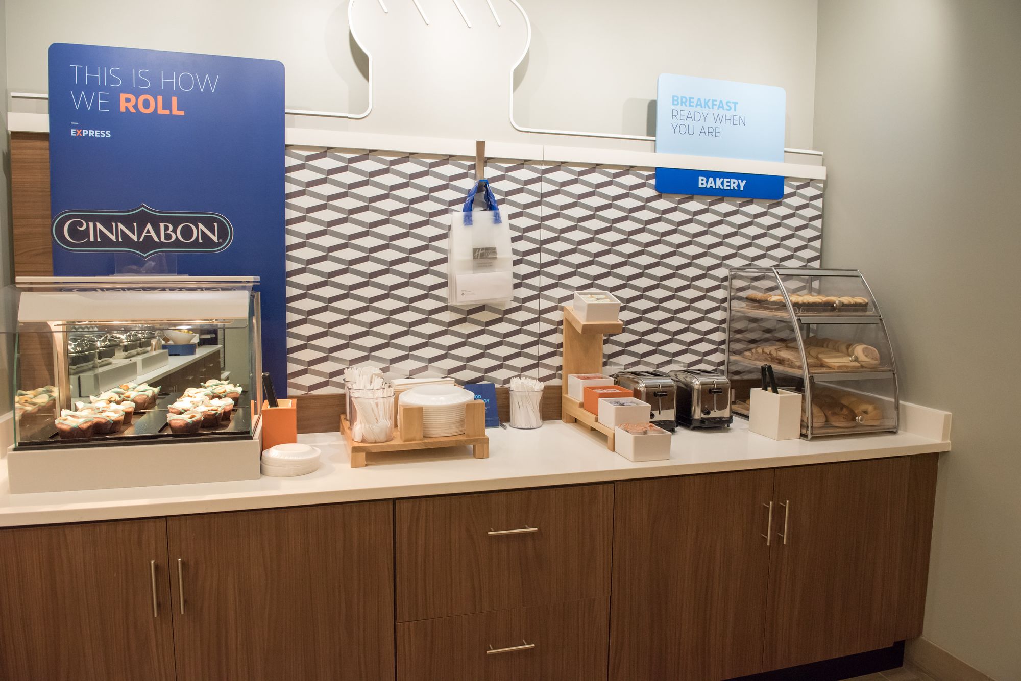 Holiday Inn Express & Suites Mishawaka - South Bend