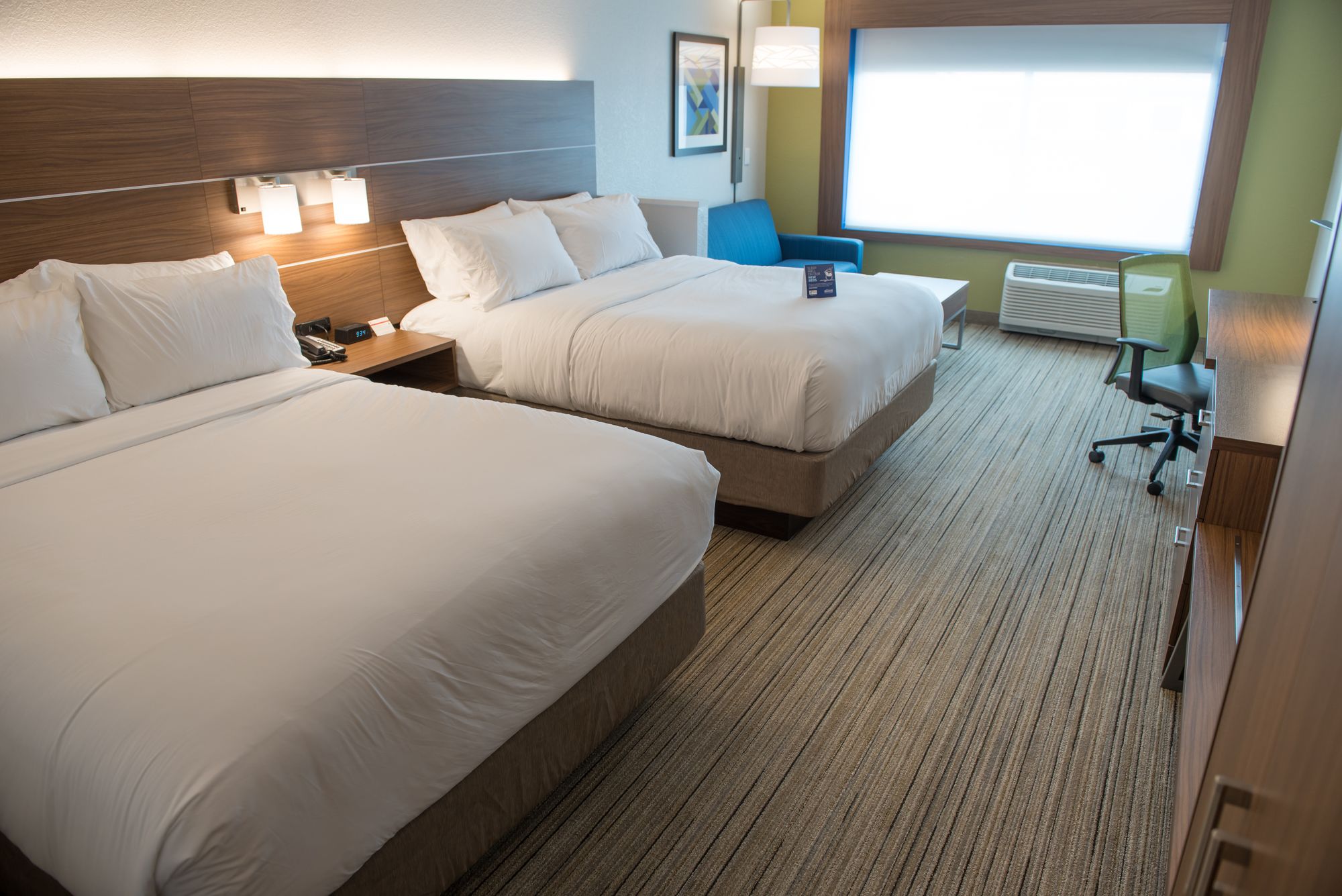 Holiday Inn Express & Suites Mishawaka - South Bend