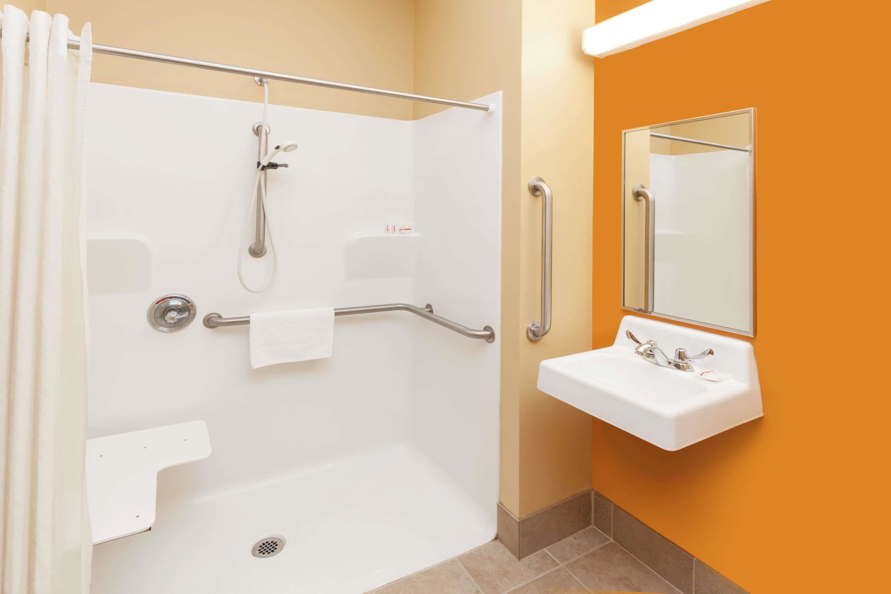 Microtel Inn & Suites by Wyndham South Bend/At Notre Dame