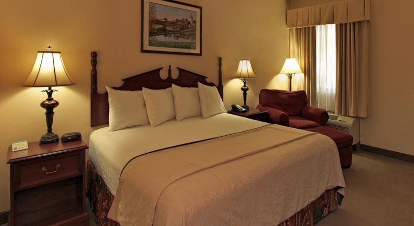 Baymont by Wyndham South Bend Near Notre Dame