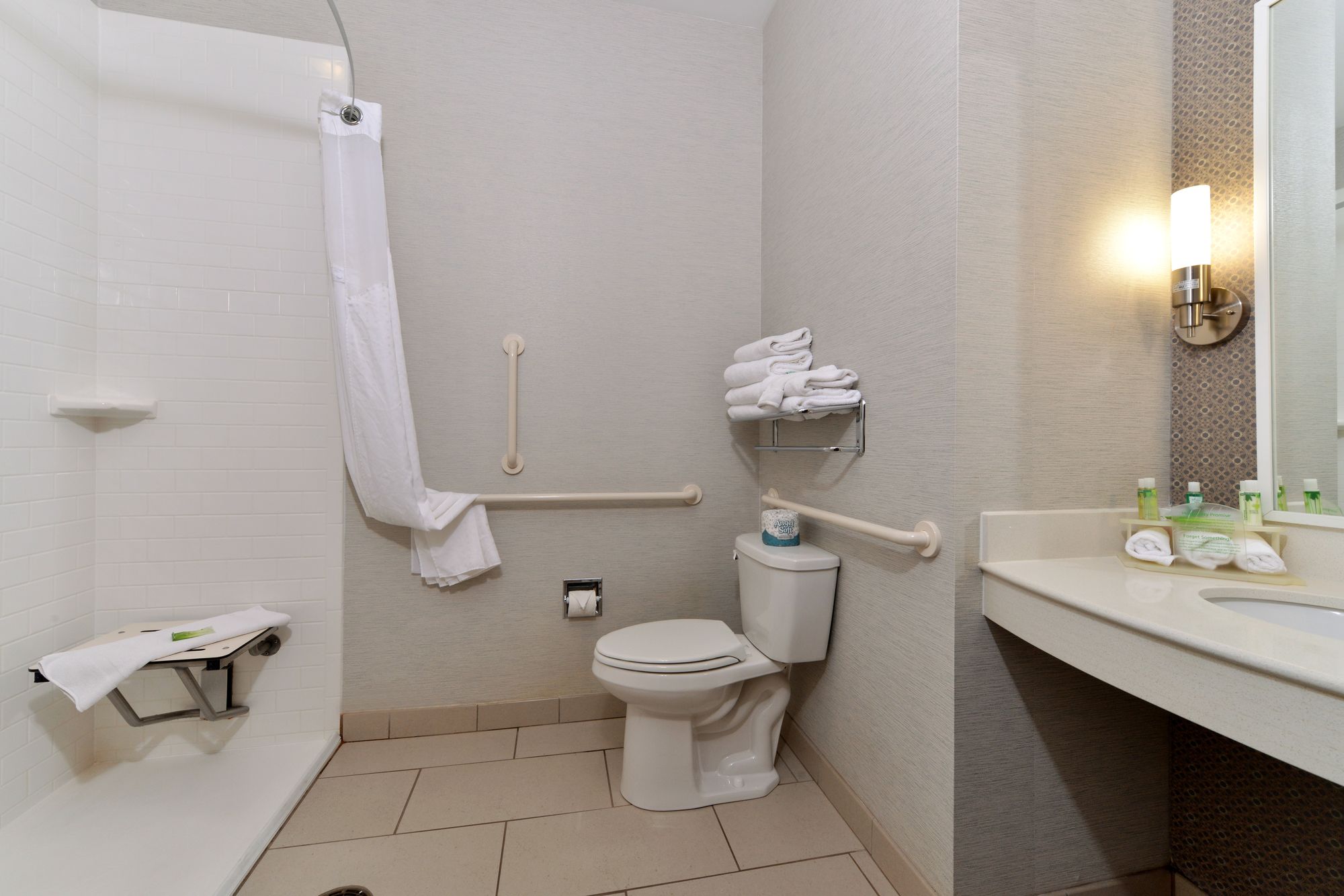 Holiday Inn Express Hotel & Suites Terra Haute