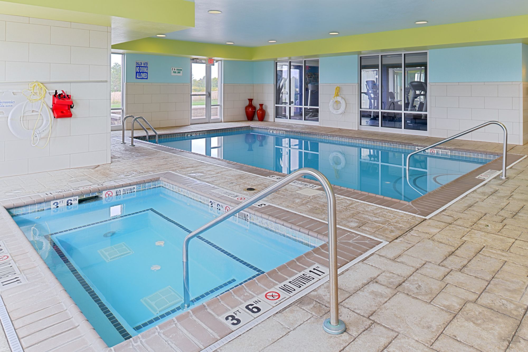 Holiday Inn Express Hotel & Suites Terra Haute