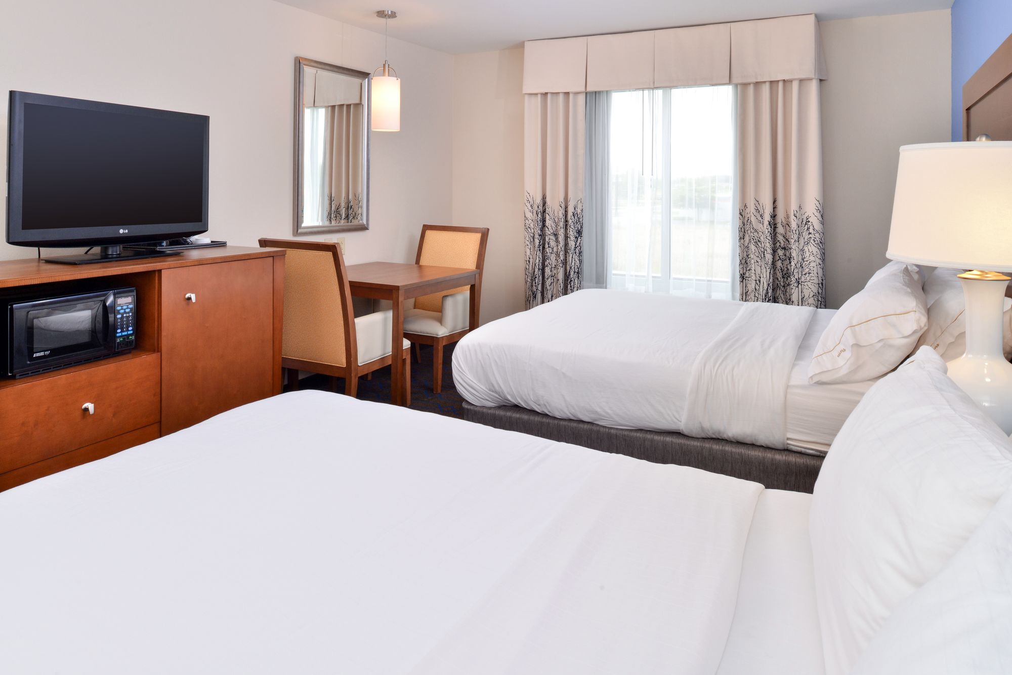 Holiday Inn Express Hotel & Suites Terra Haute