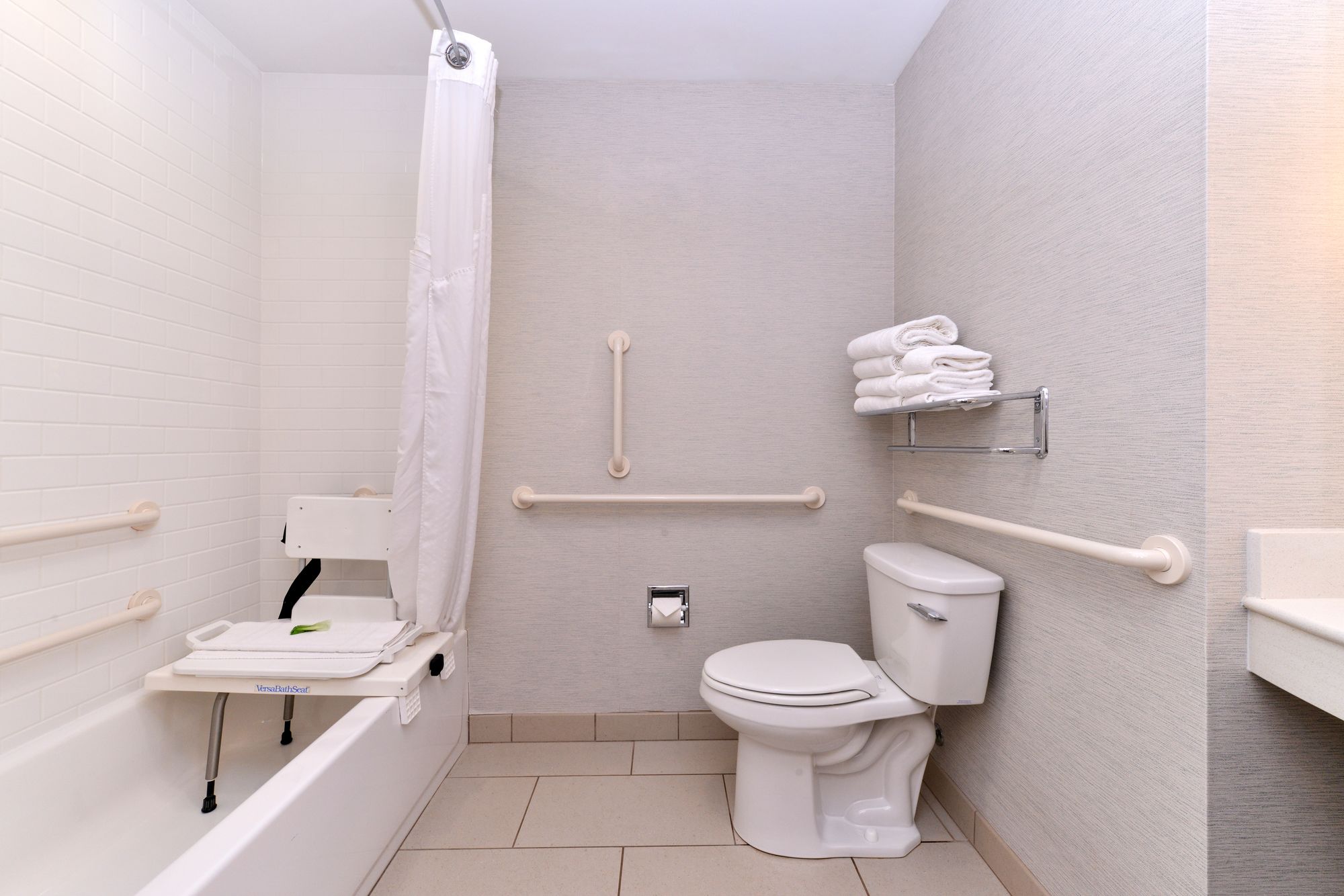 Holiday Inn Express Hotel & Suites Terra Haute