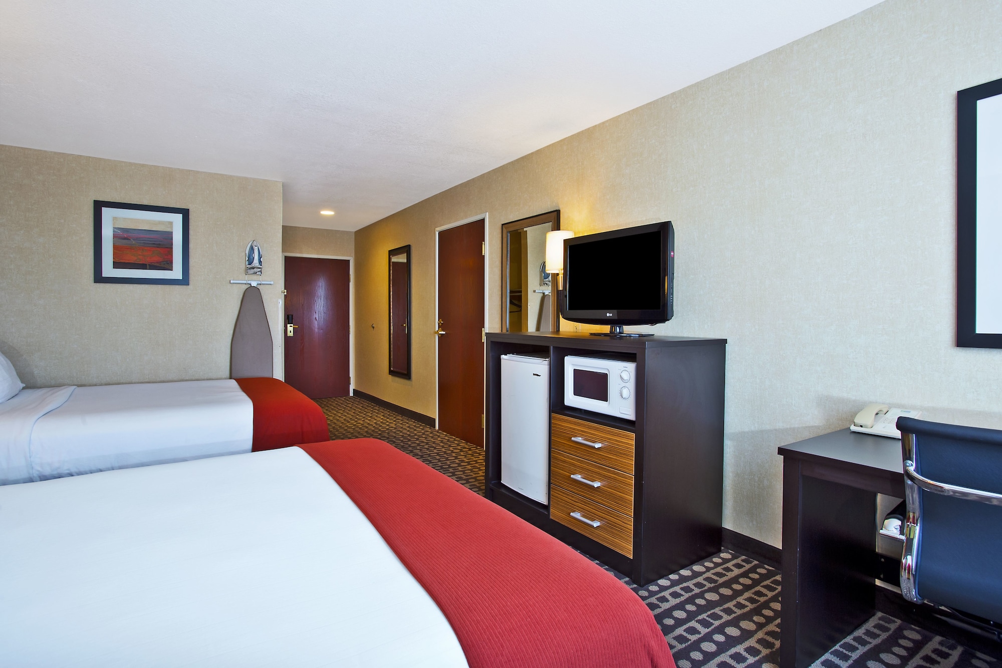 Holiday Inn Express & Suites Wabash