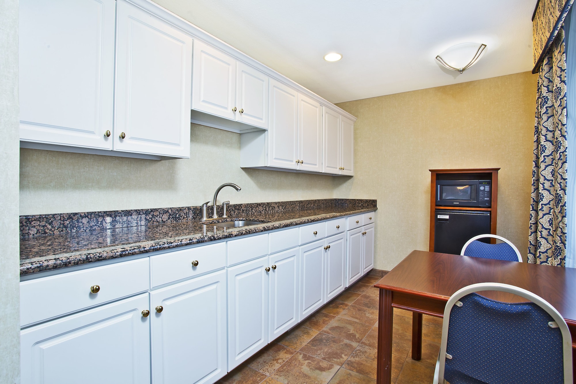 Holiday Inn Express & Suites Wabash