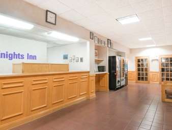 Knights Inn - Wabash