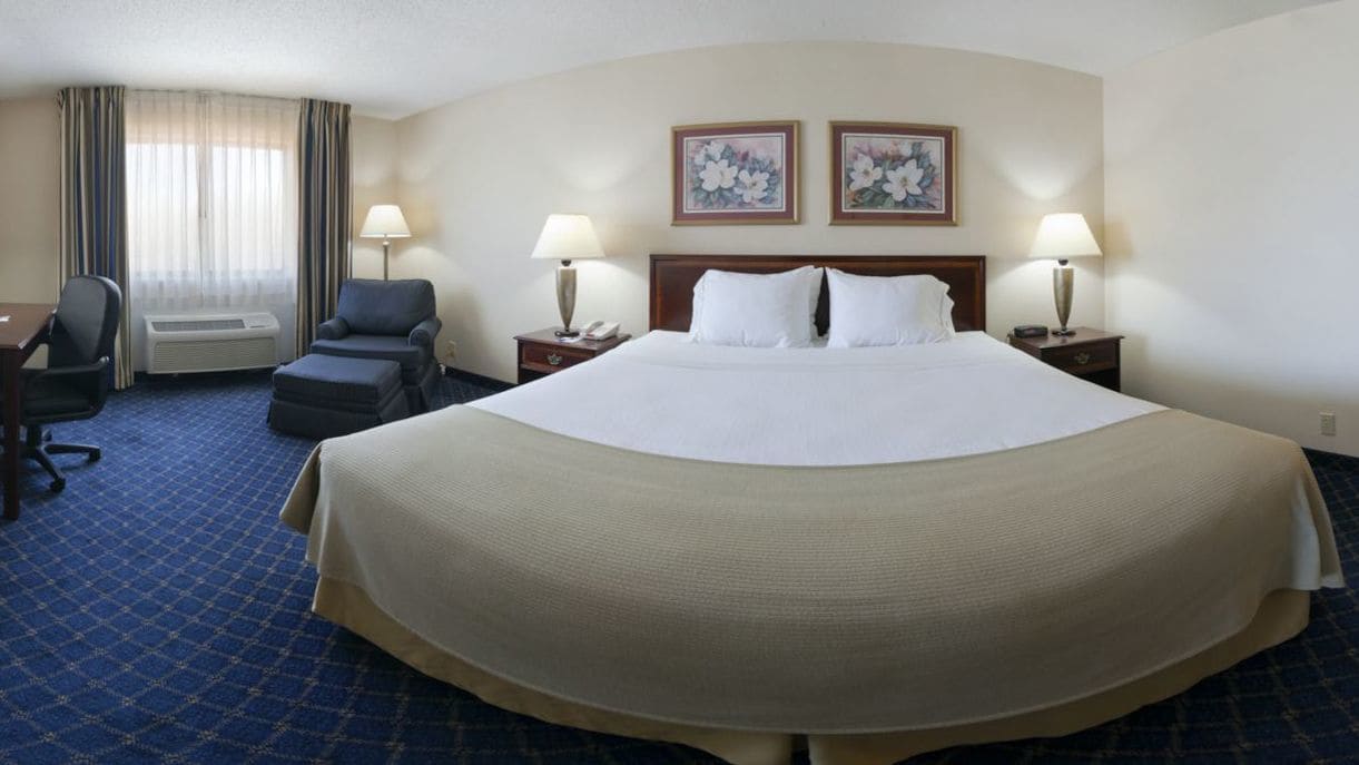 Best Western Plus Warsaw