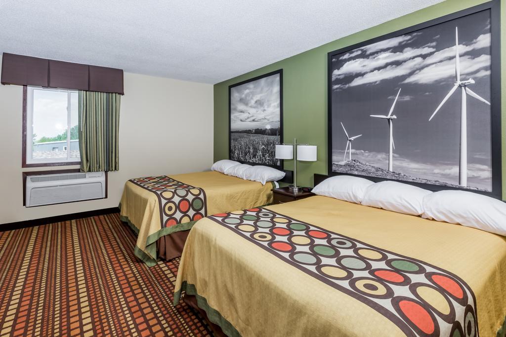 Relax Inn and Suites