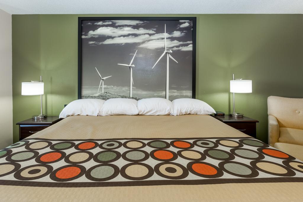 Relax Inn and Suites