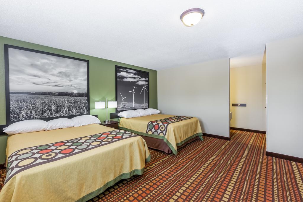 Relax Inn and Suites