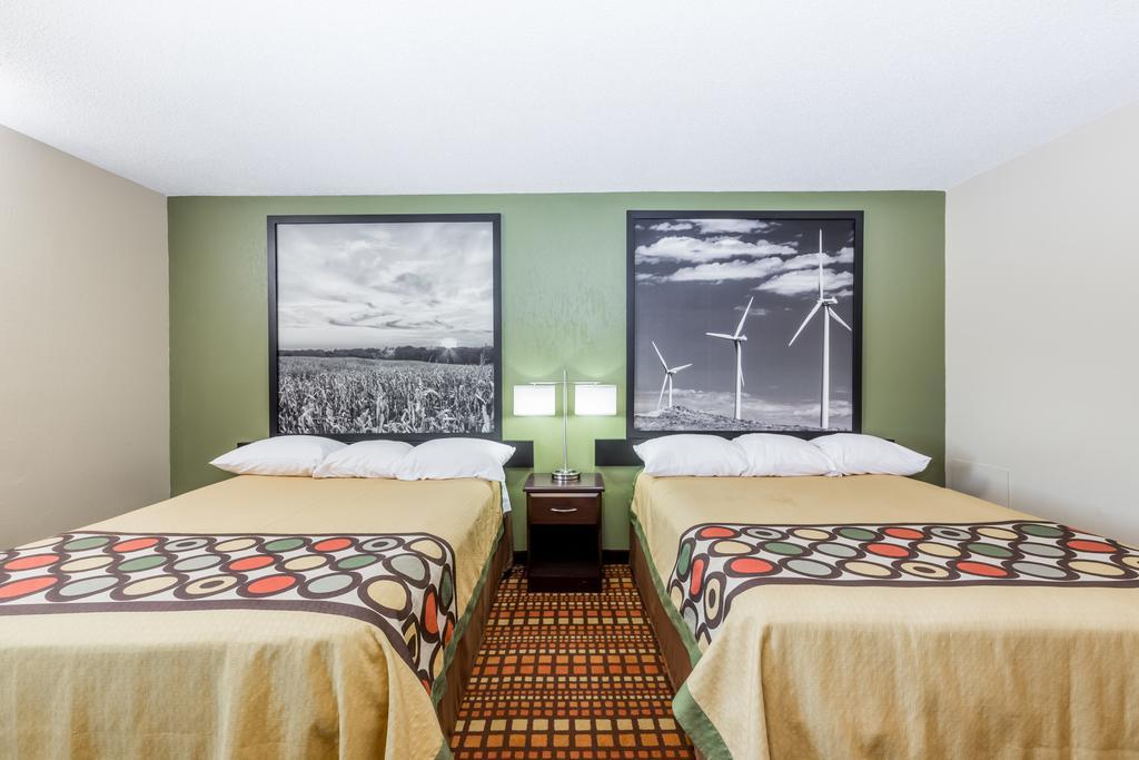 Relax Inn and Suites