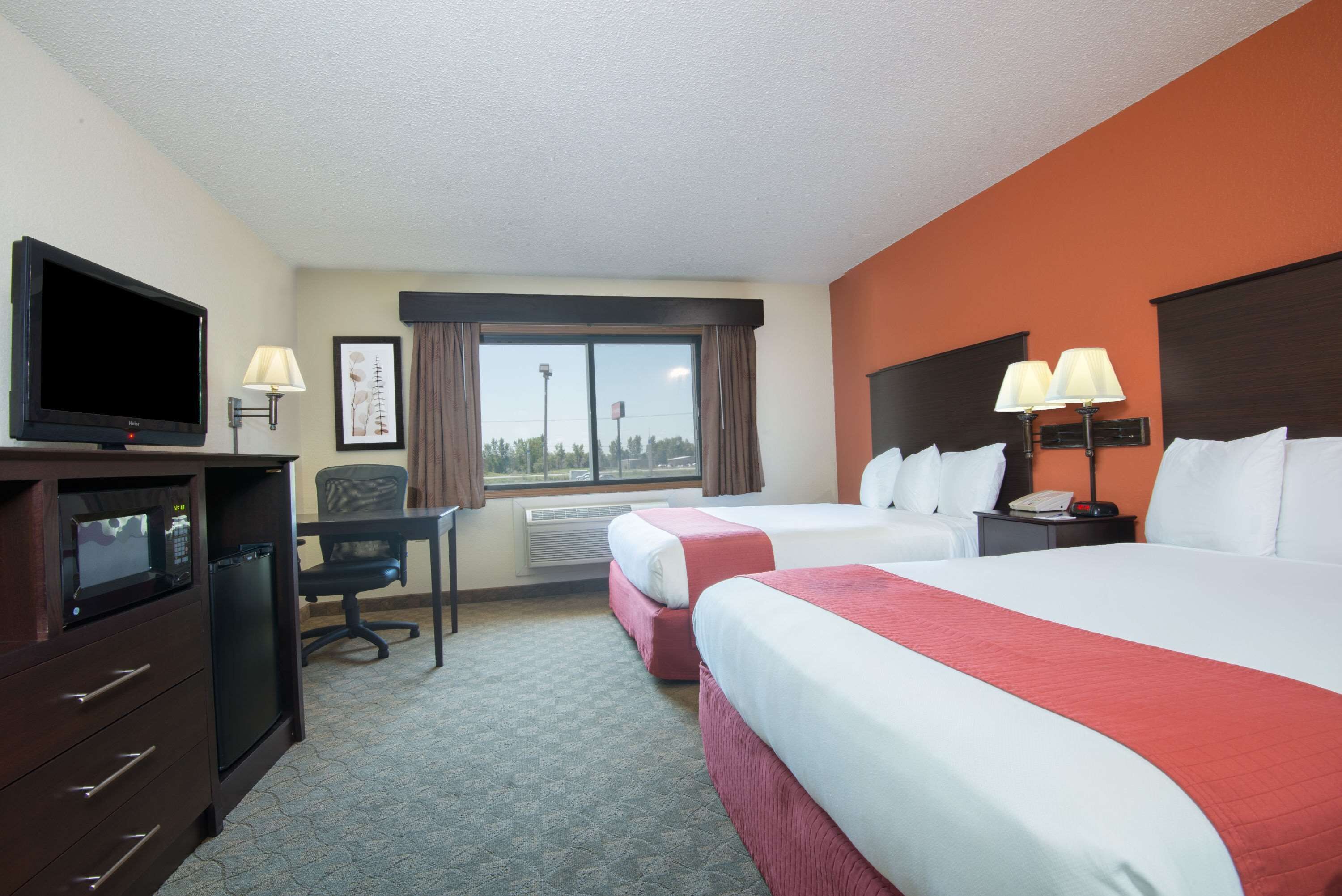 AmericInn by Wyndham Ames