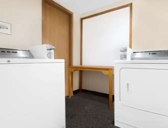 Days Inn by Wyndham Ames