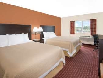 Days Inn by Wyndham Ames