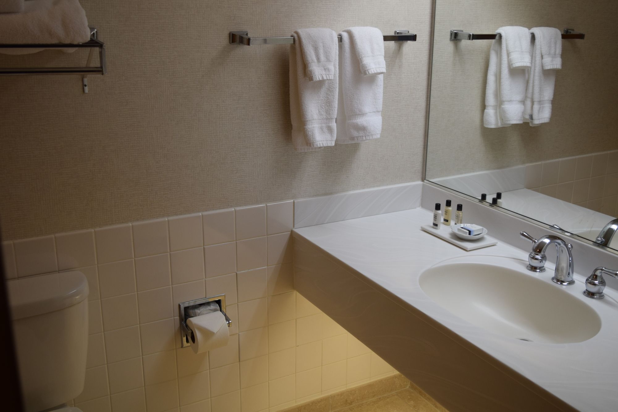 Gateway Hotel and Conference Center