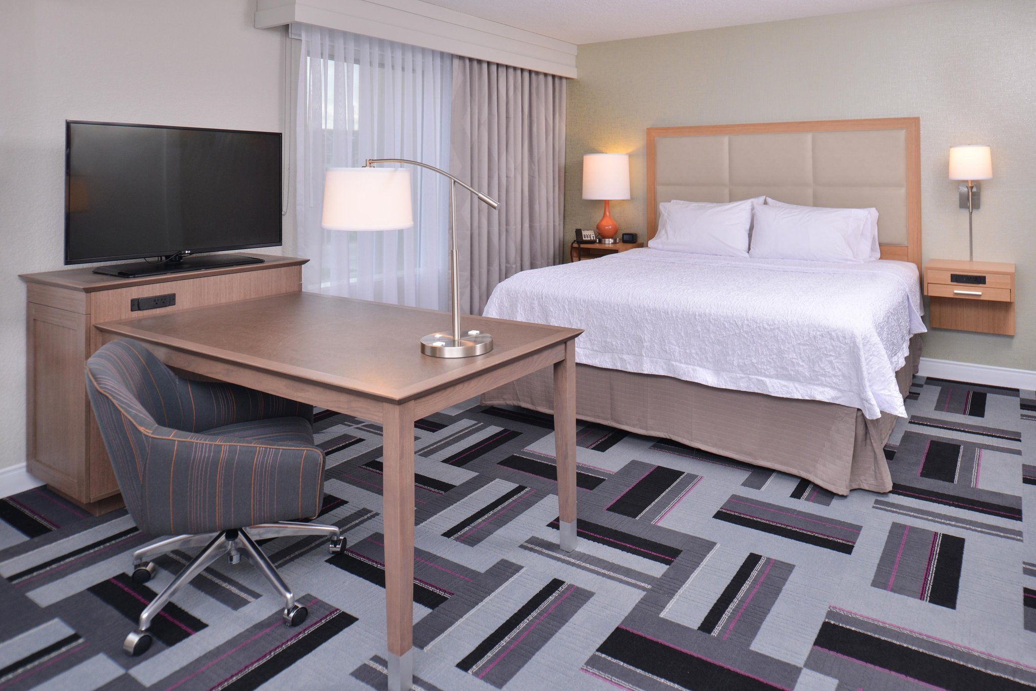 Hampton Inn & Suites Ames