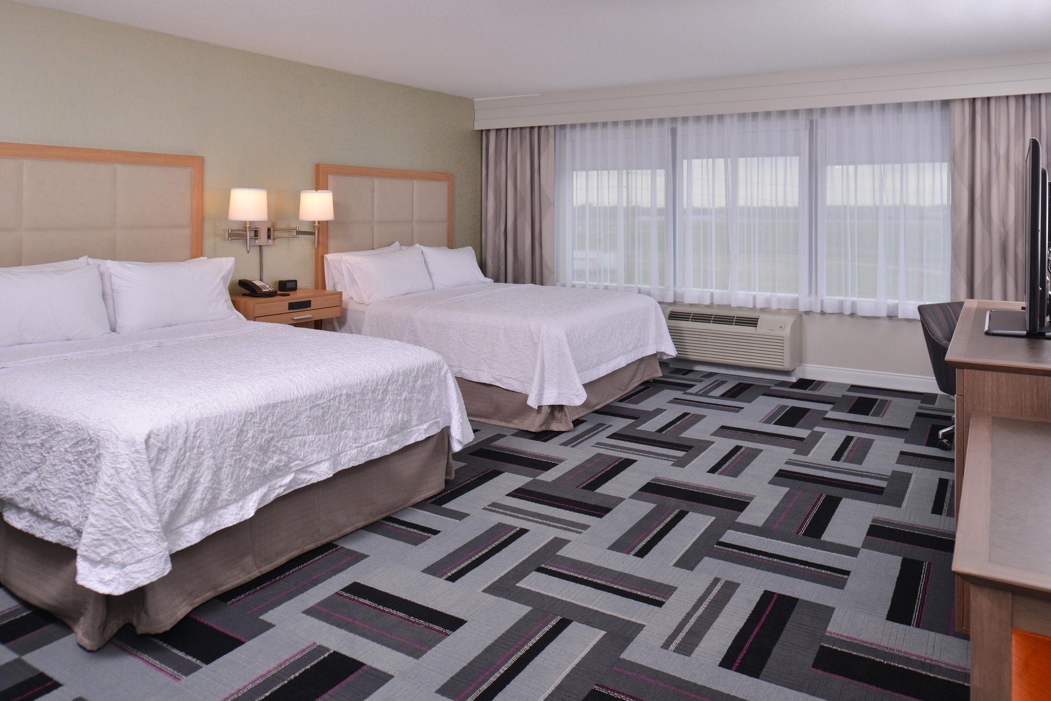 Hampton Inn & Suites Ames