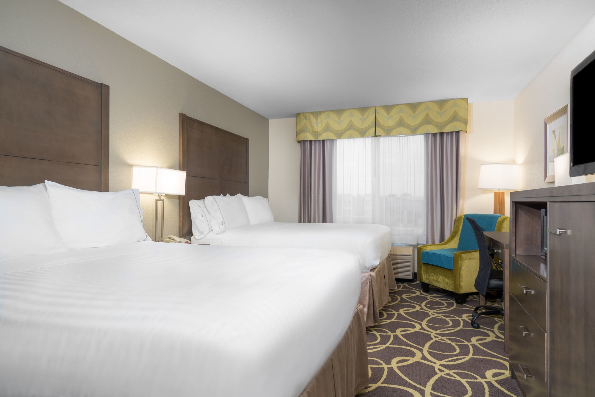 Holiday Inn Express & Suites Ames