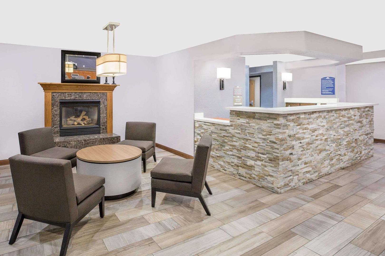 Microtel Inn & Suites by Wyndham Ames