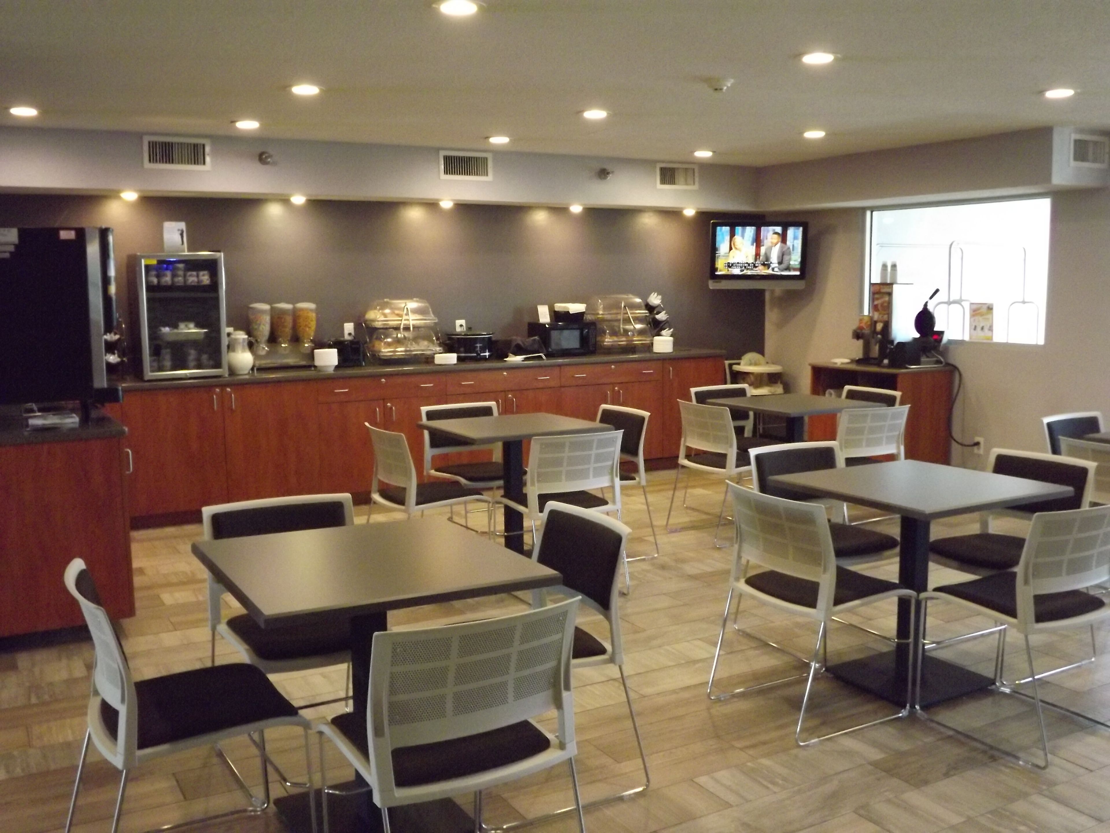 Microtel Inn & Suites by Wyndham Ames