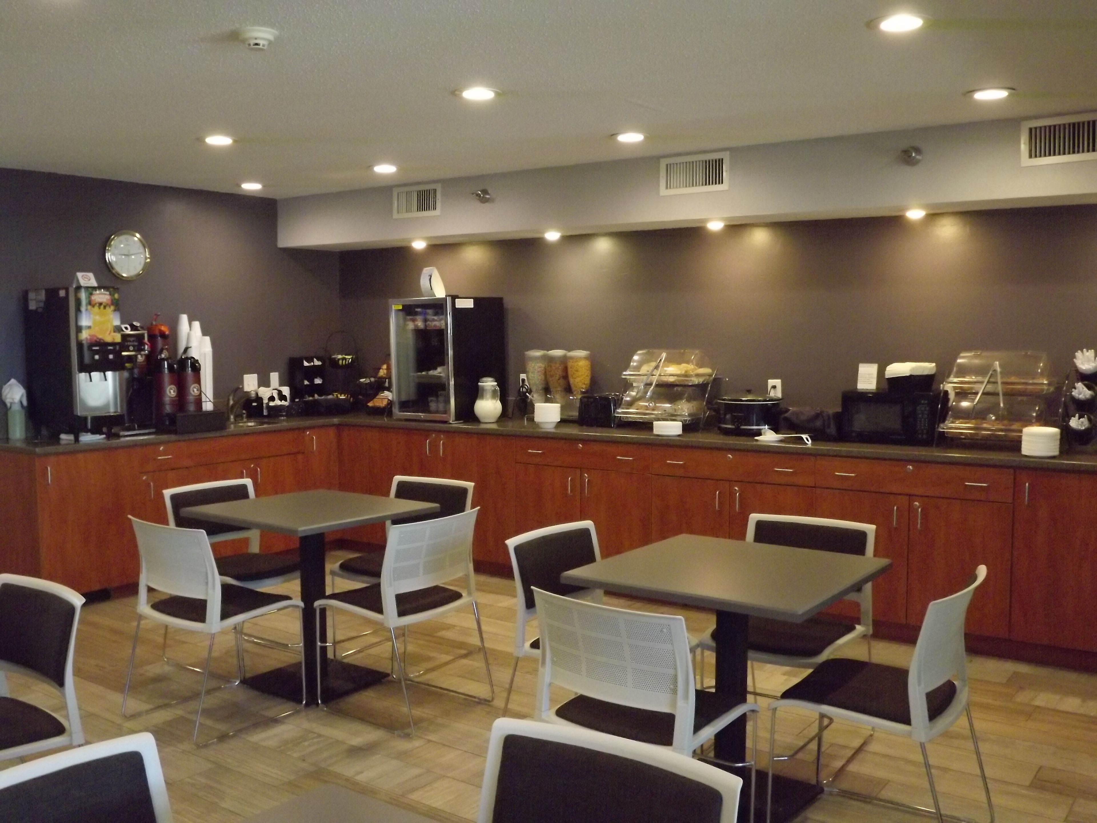 Microtel Inn & Suites by Wyndham Ames