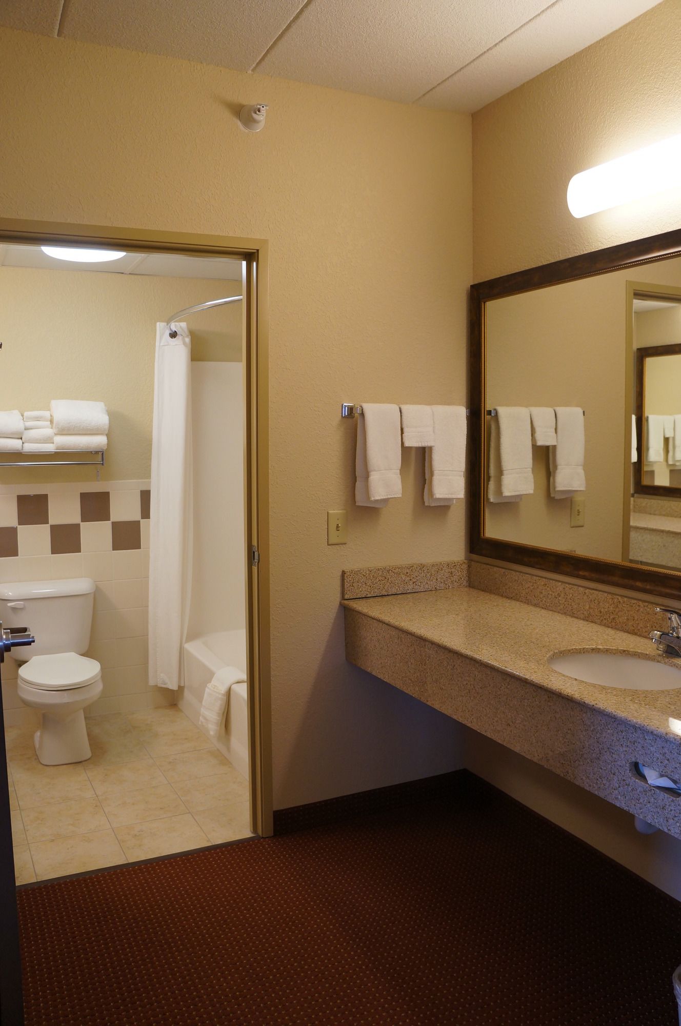 AmericInn by Wyndham Anamosa