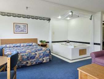 Super 8 by Wyndham Ankeny/Des Moines Area