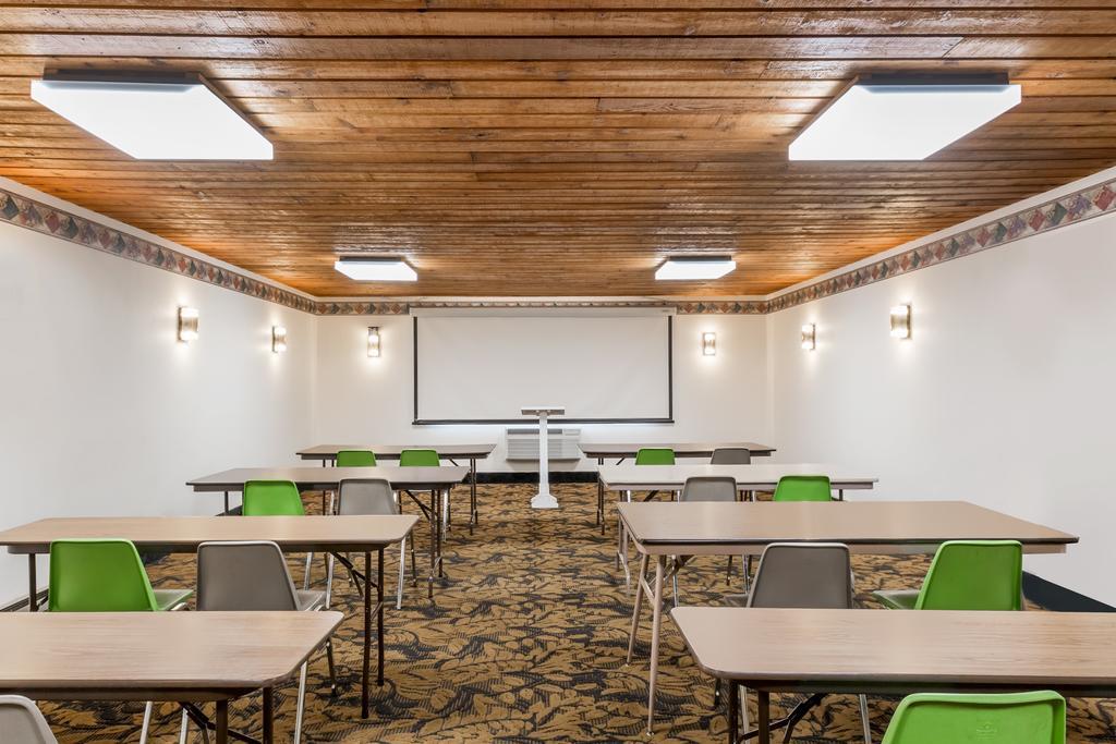 Americas Best Value Inn & Suites - Atlantic