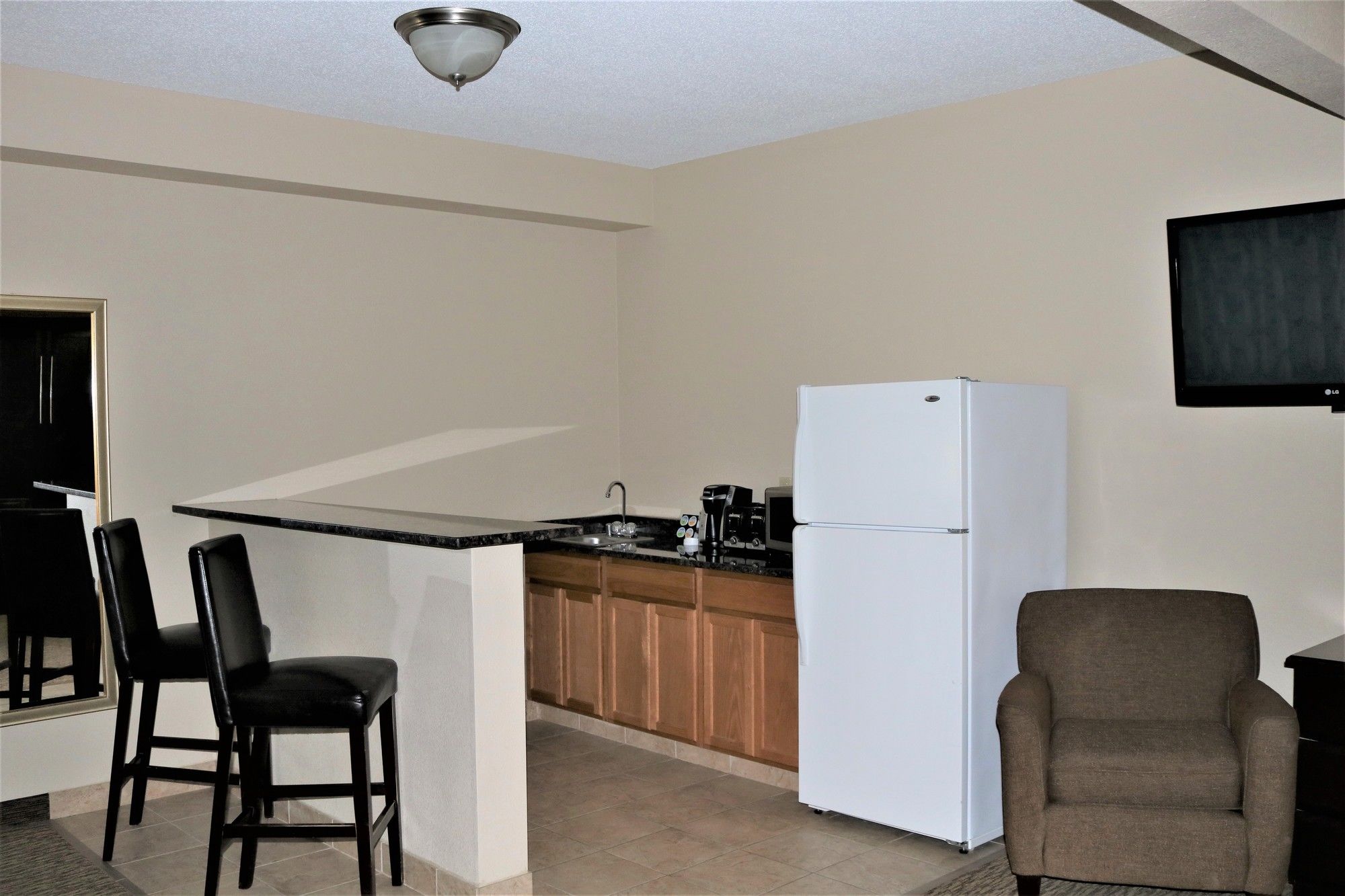 Boulders Inn & Suites - Atlantic