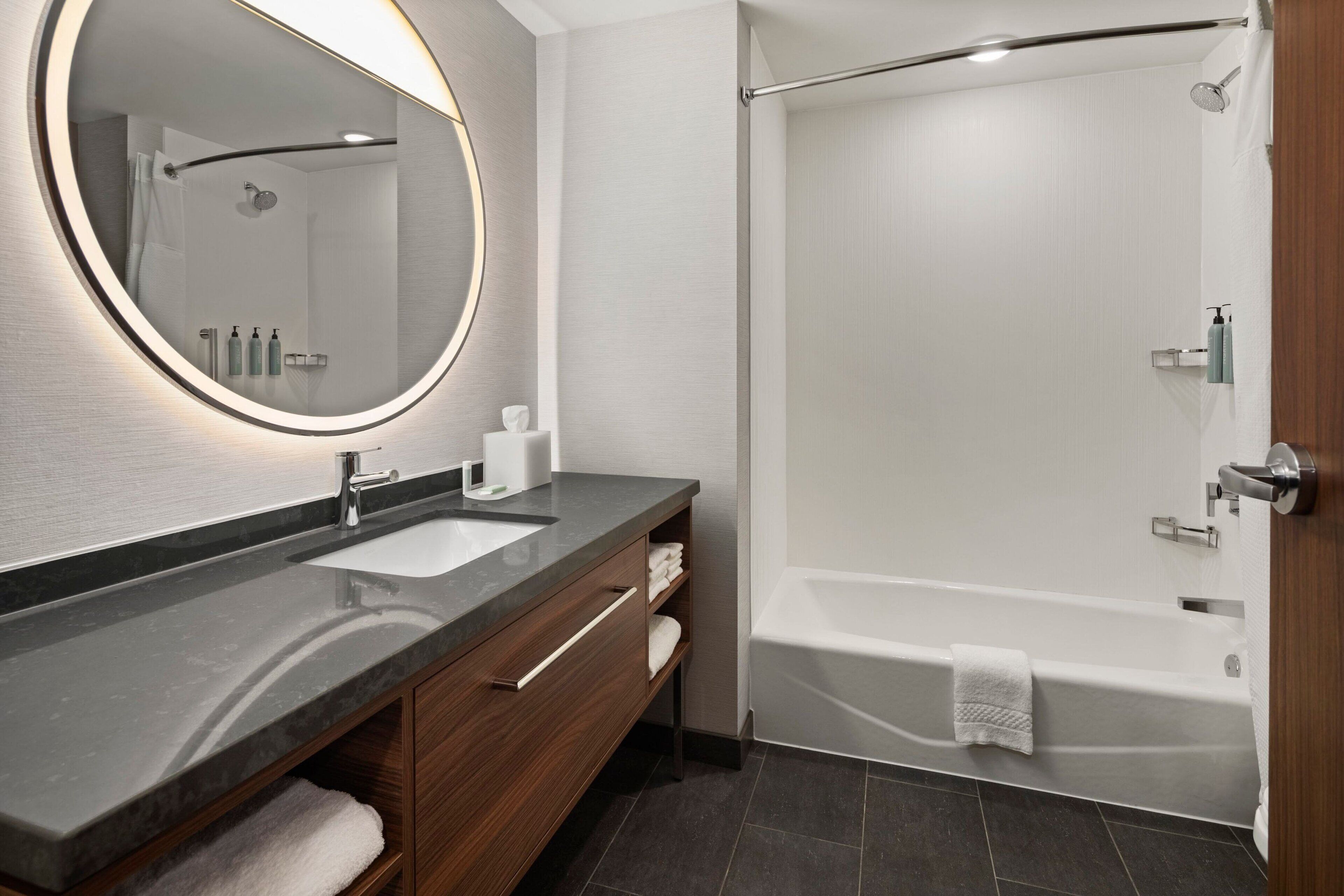 Courtyard by Marriott Bettendor