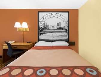 Super 8 by Wyndham Boone