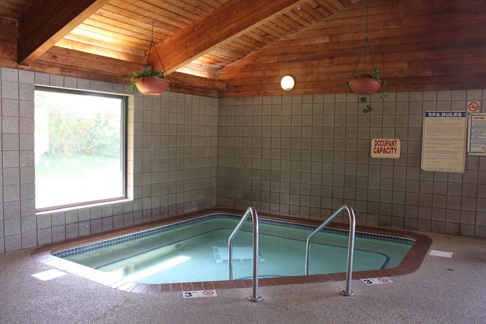 AmericInn West Burlington