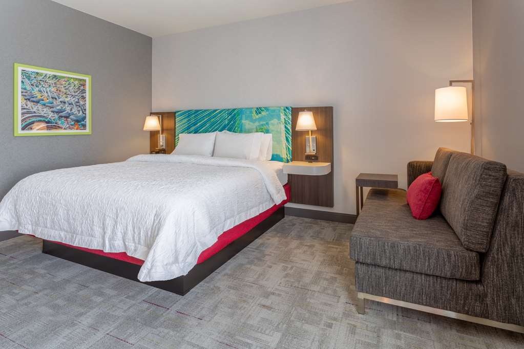 Hampton Inn & Suites Burlington