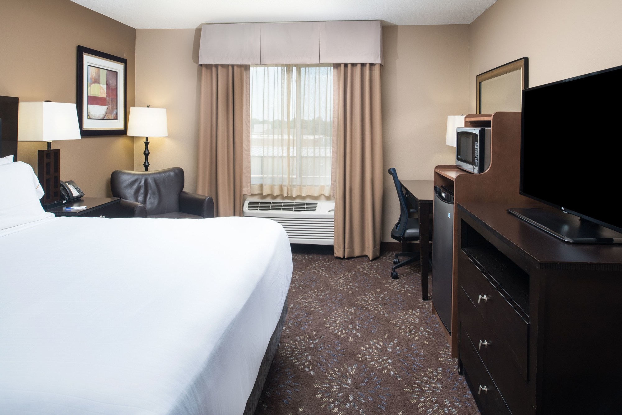 Holiday Inn Express & Suites Burlington
