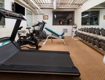 Howard Johnson by Wyndham Burlington