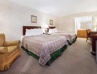 Howard Johnson by Wyndham Burlington