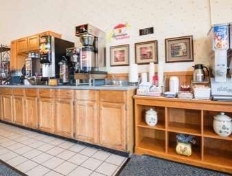 Super 8 by Wyndham Burlington